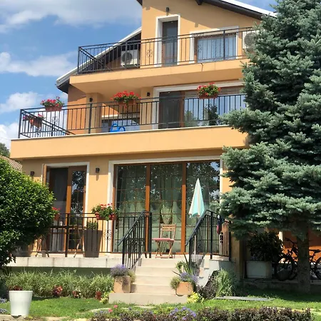 Modern With Garden In Evksinograd, By Flat Manаger Villa